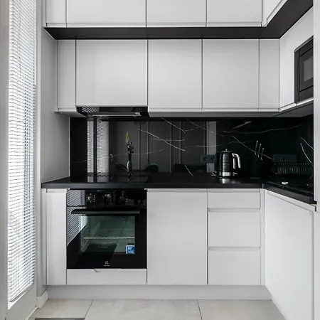 Апартаменты Prestige - Rajska 8 - Old Town Гданьск