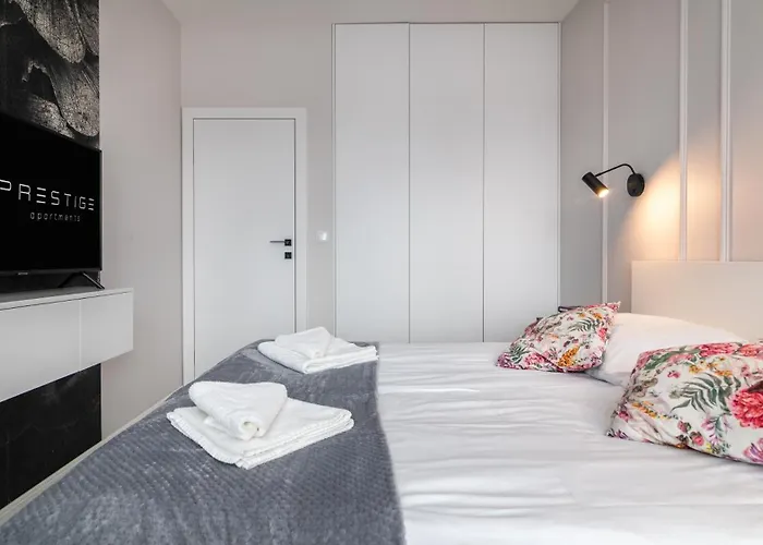 Prestige - Rajska 8 - Old Town Апартаменты Гданьск